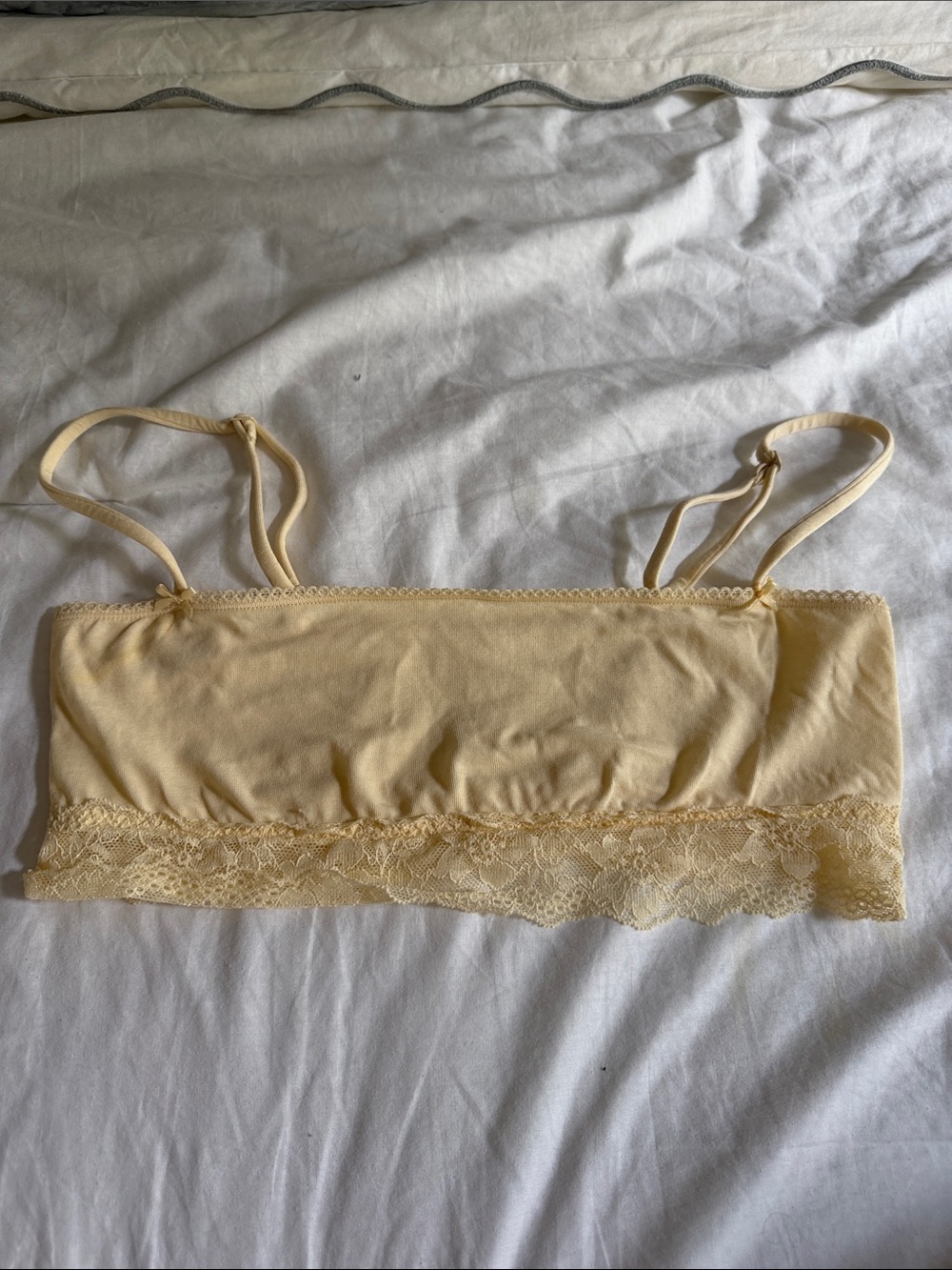 SKIMS Lace-Trim Soft Bralette